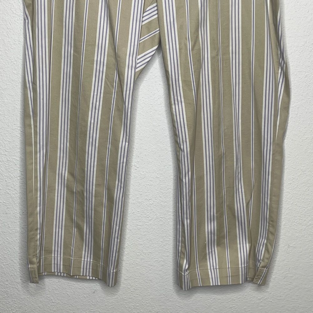 GAP Pants - Picture 3 of 7